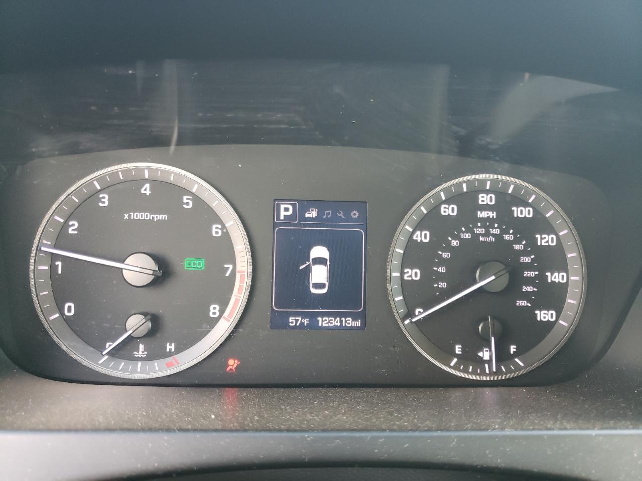 2015 Hyundai Sonata - Image 9