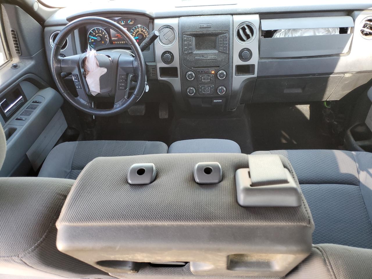 2013 Ford F-150 - Image 8