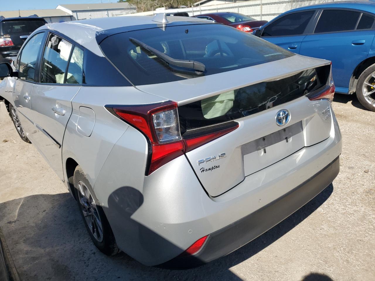 2019 Toyota Prius - Image 2
