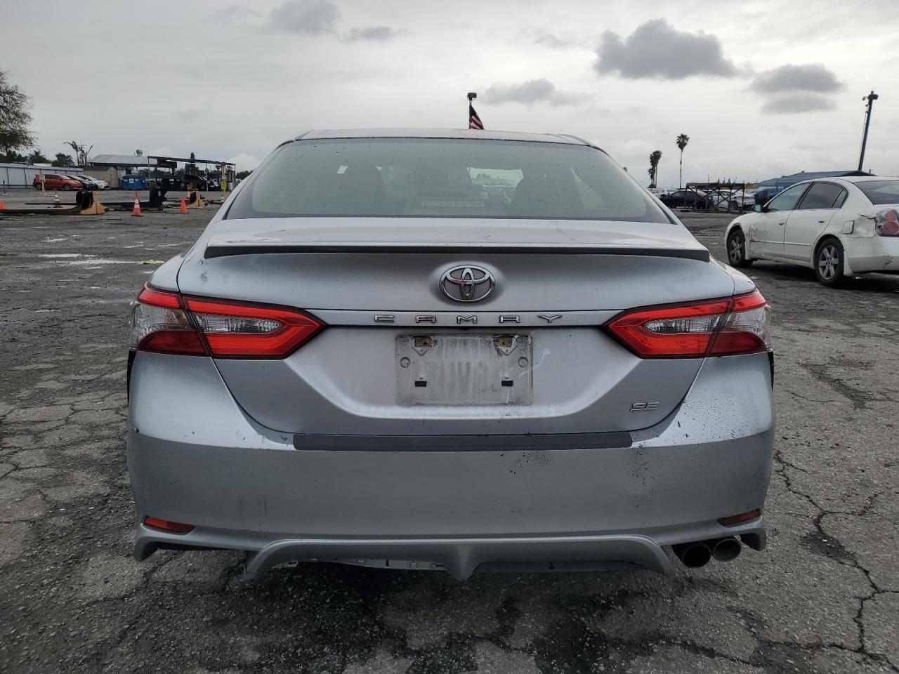 2018 Toyota Camry - Image 6