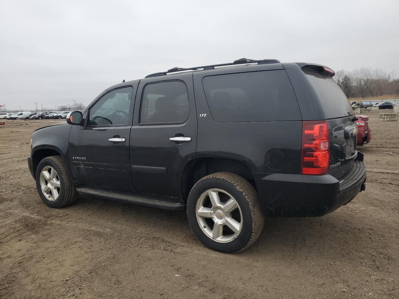 2008 Chevrolet Tahoe - Image 2
