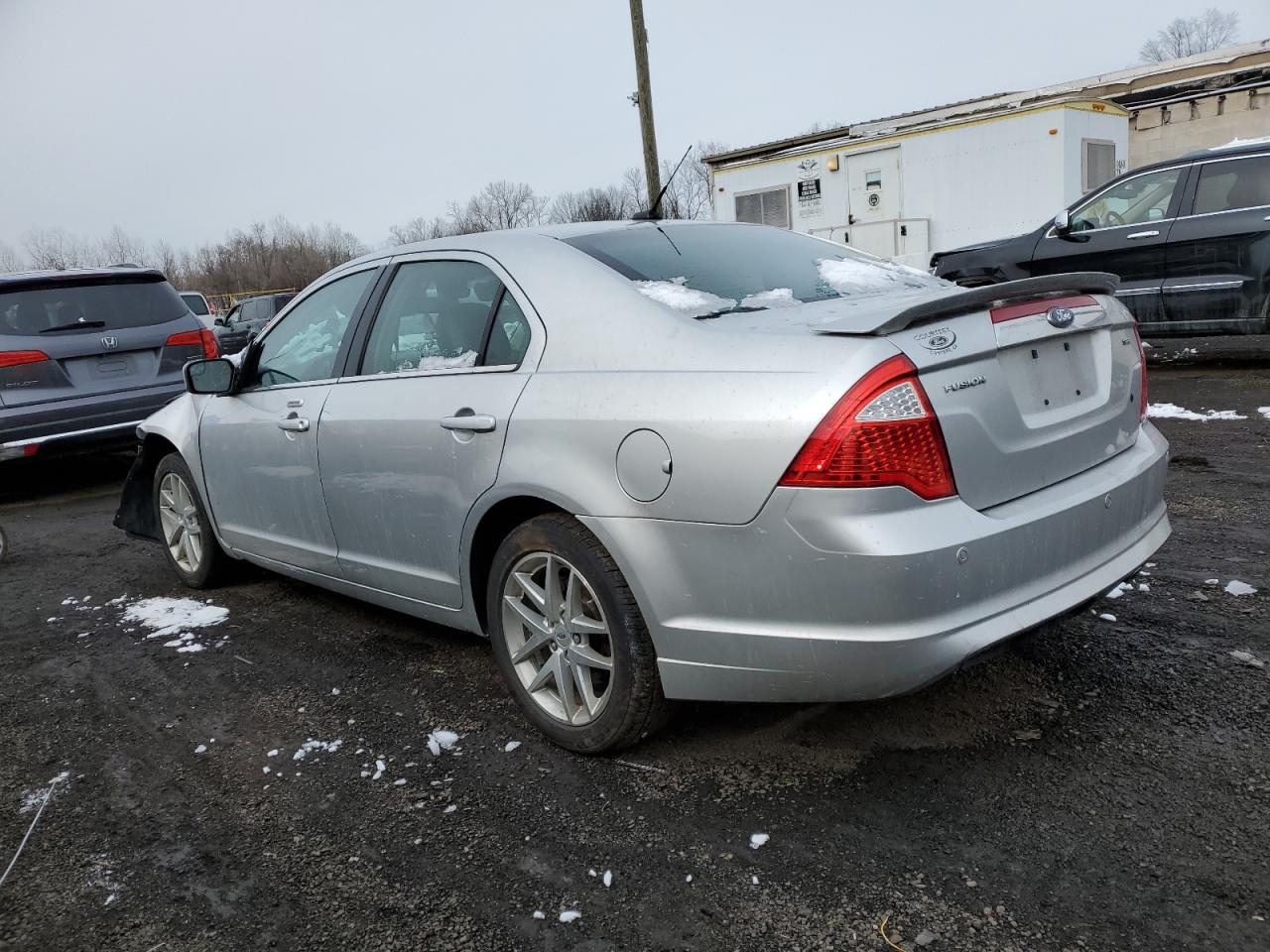 2012 Ford Fusion - Image 2
