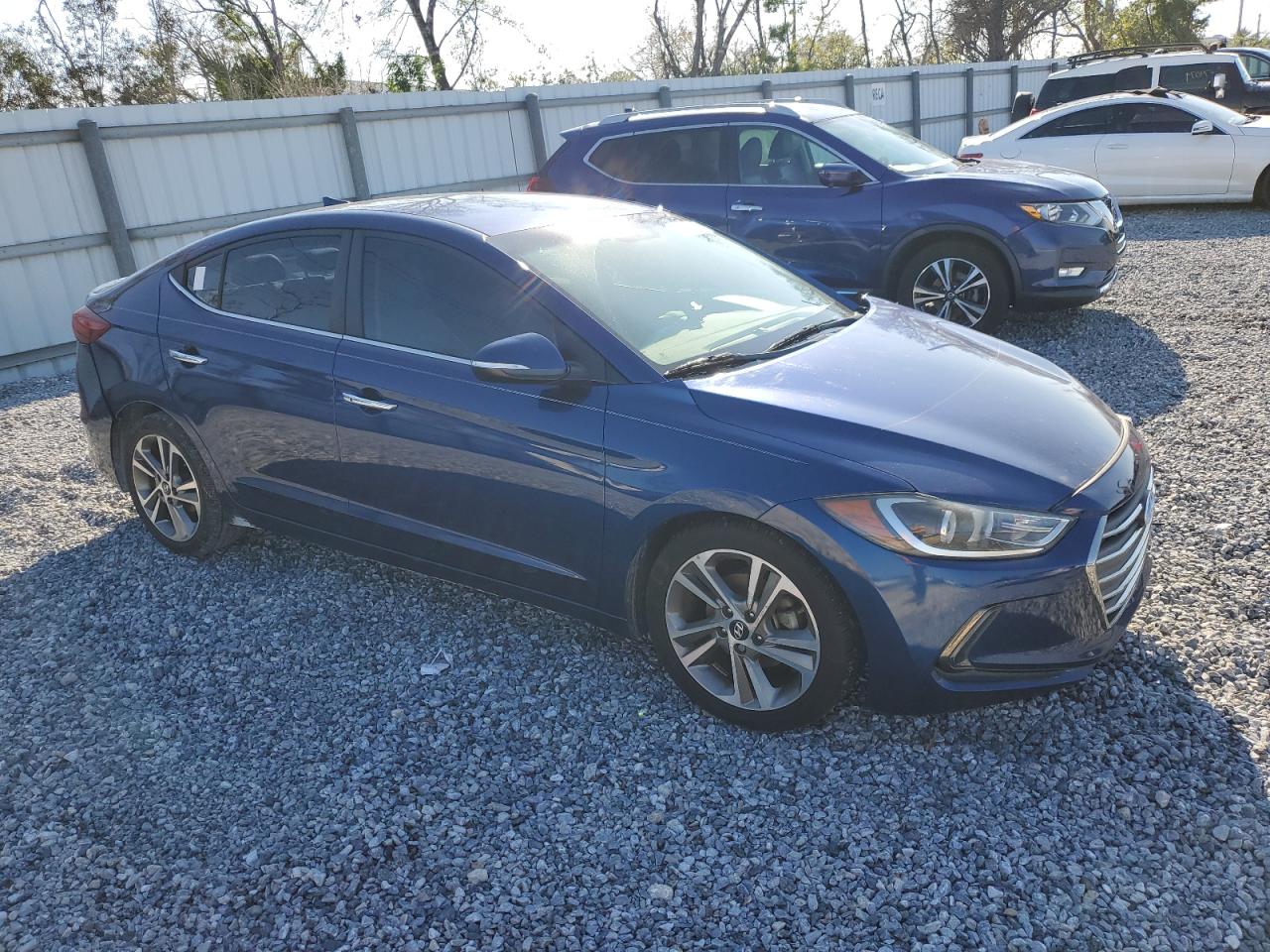 2017 Hyundai Elantra - Image 4