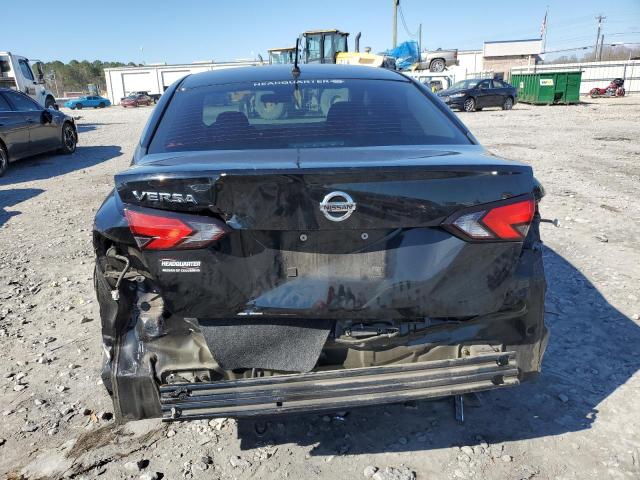  NISSAN VERSA 2021 Чорний