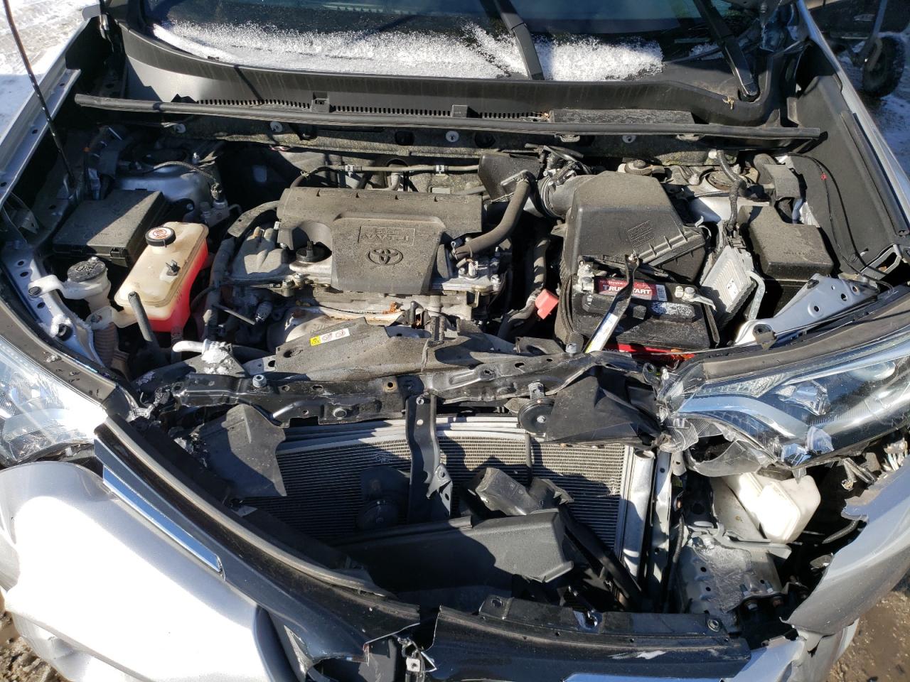 2018 Toyota RAV 4 - Image 11