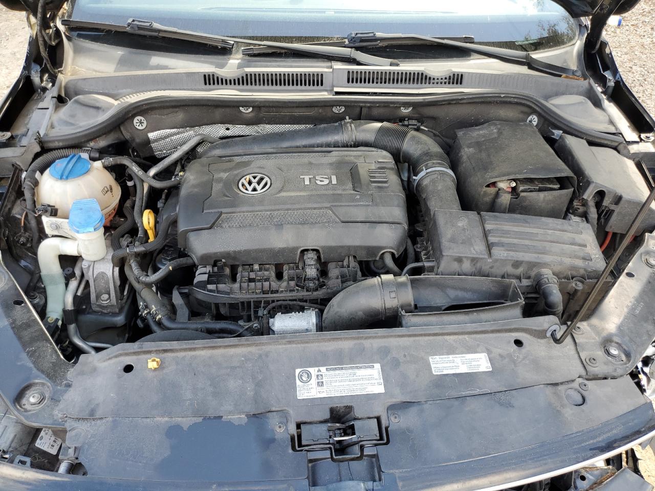 2016 Volkswagen Jetta - Image 11