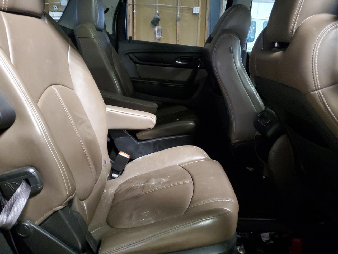 2014 GMC Acadia - Image 11