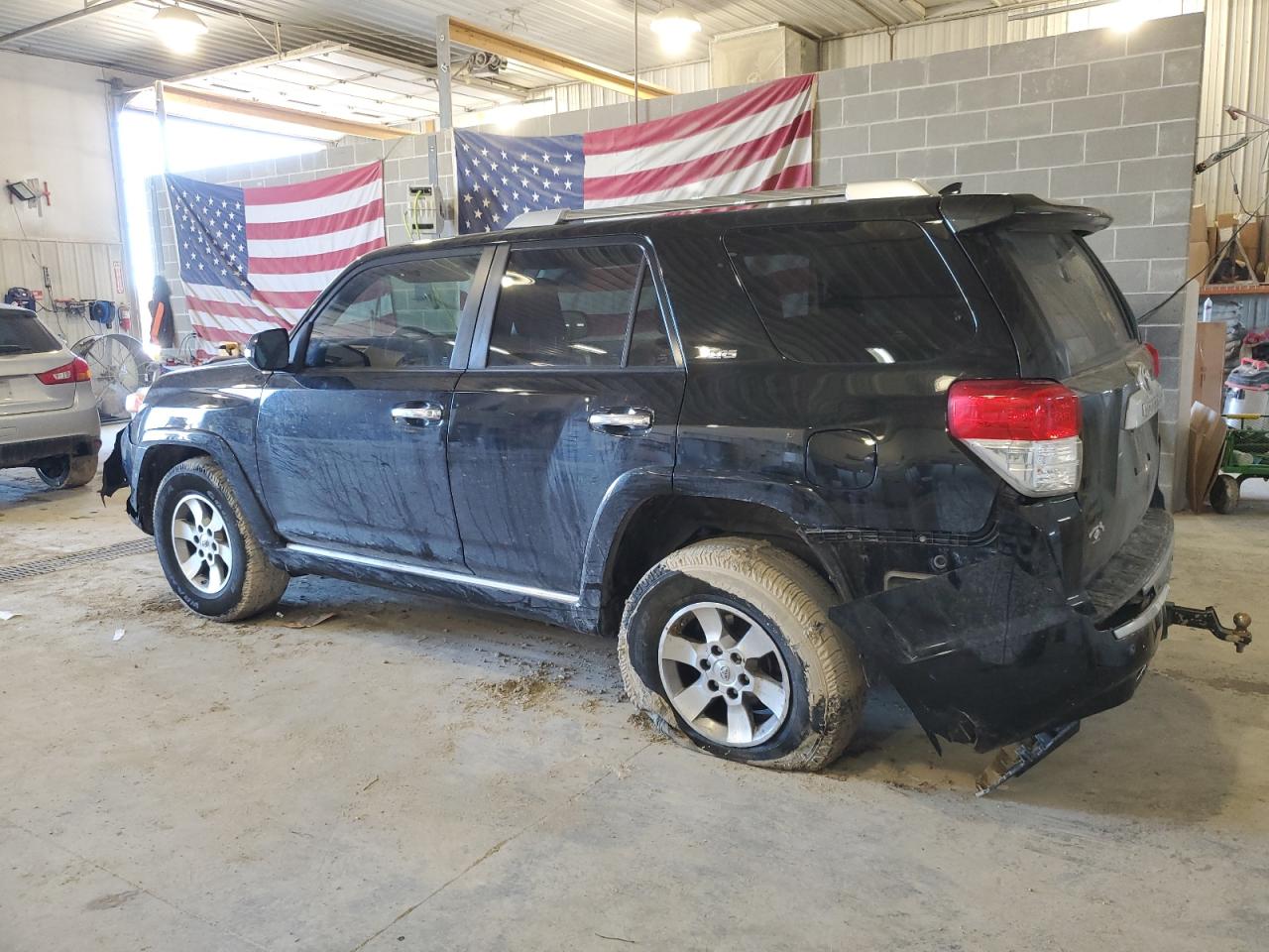 2013 Toyota 4Runner - Image 2