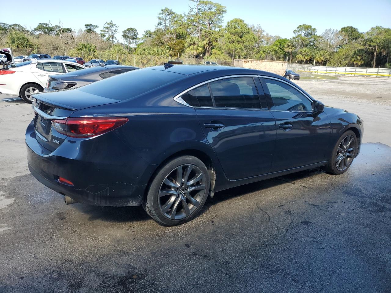 2017 Mazda 6 - Image 3