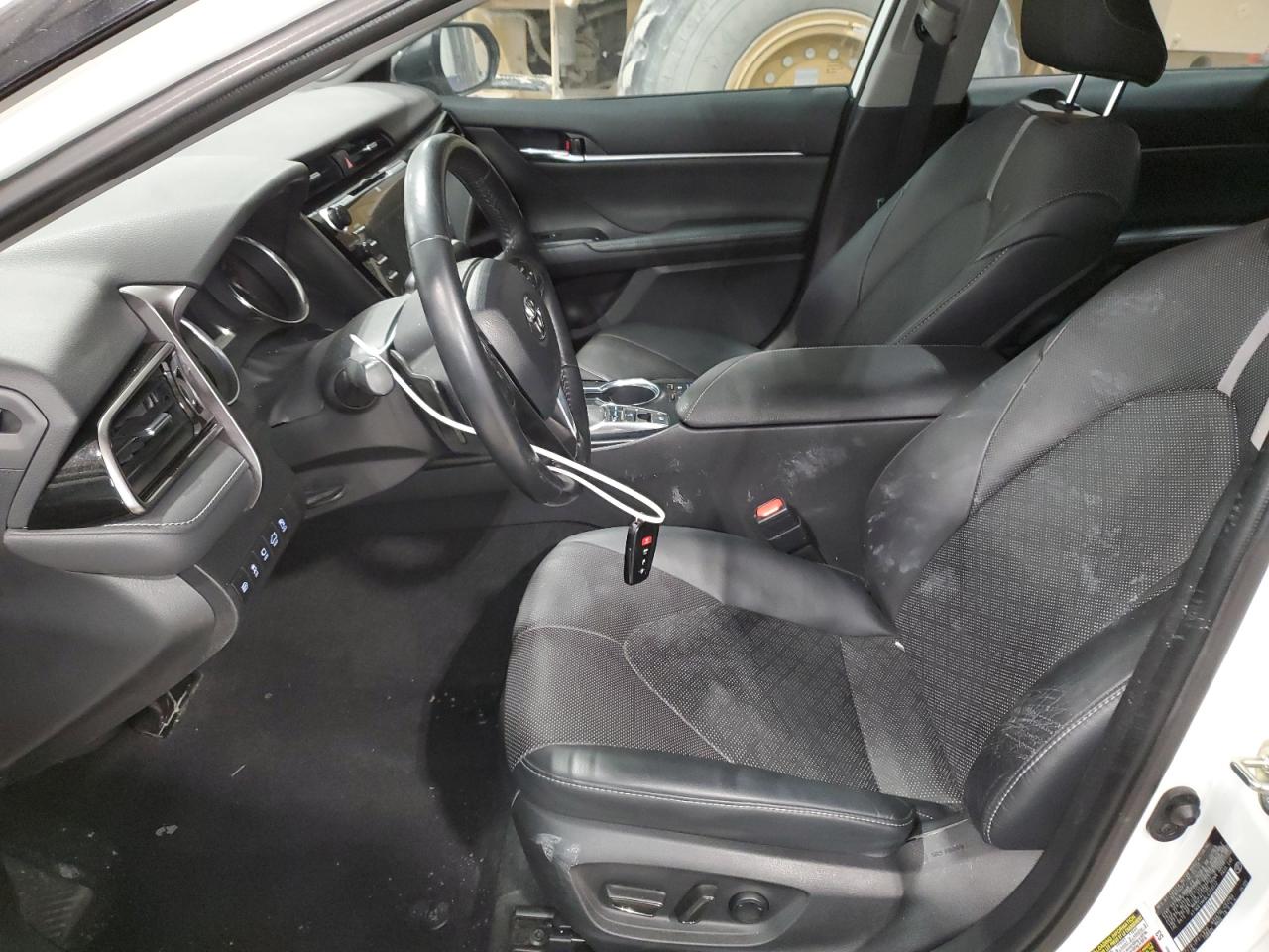 2020 Toyota Camry - Image 7