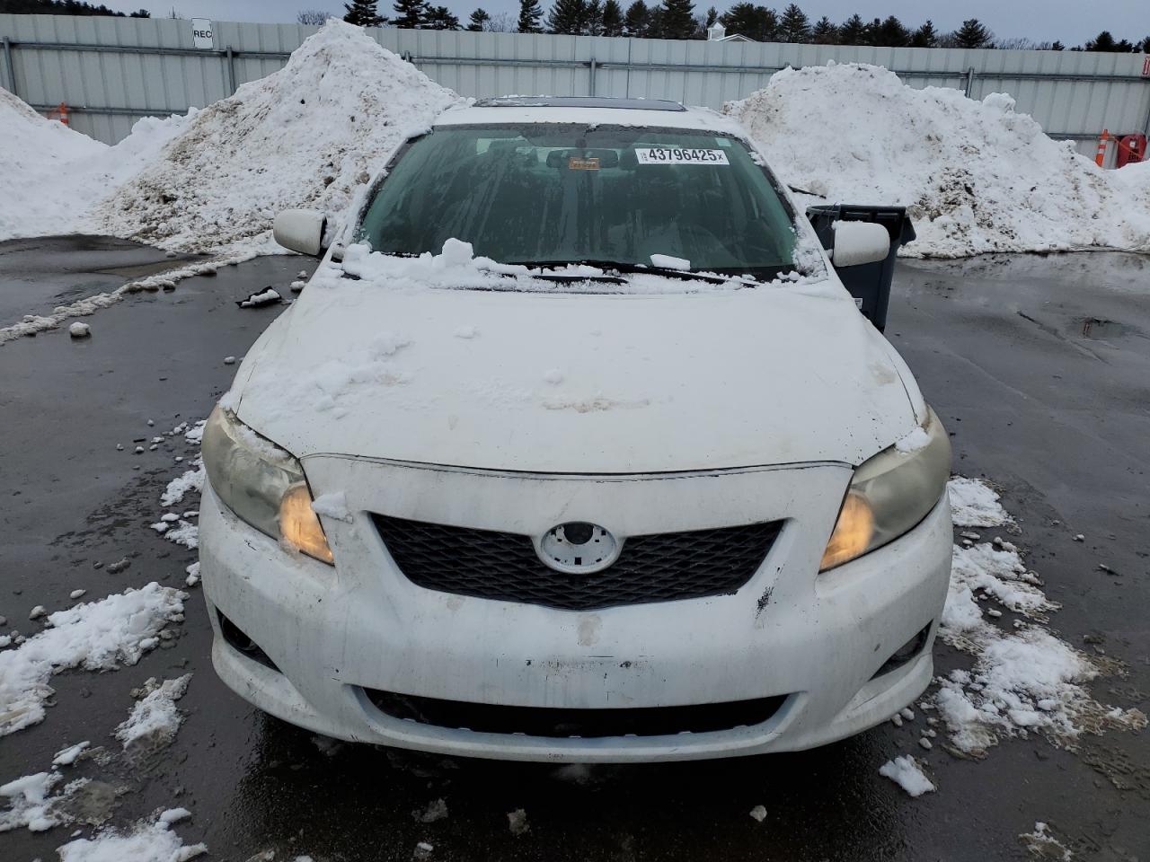 2010 Toyota Corolla - Image 5