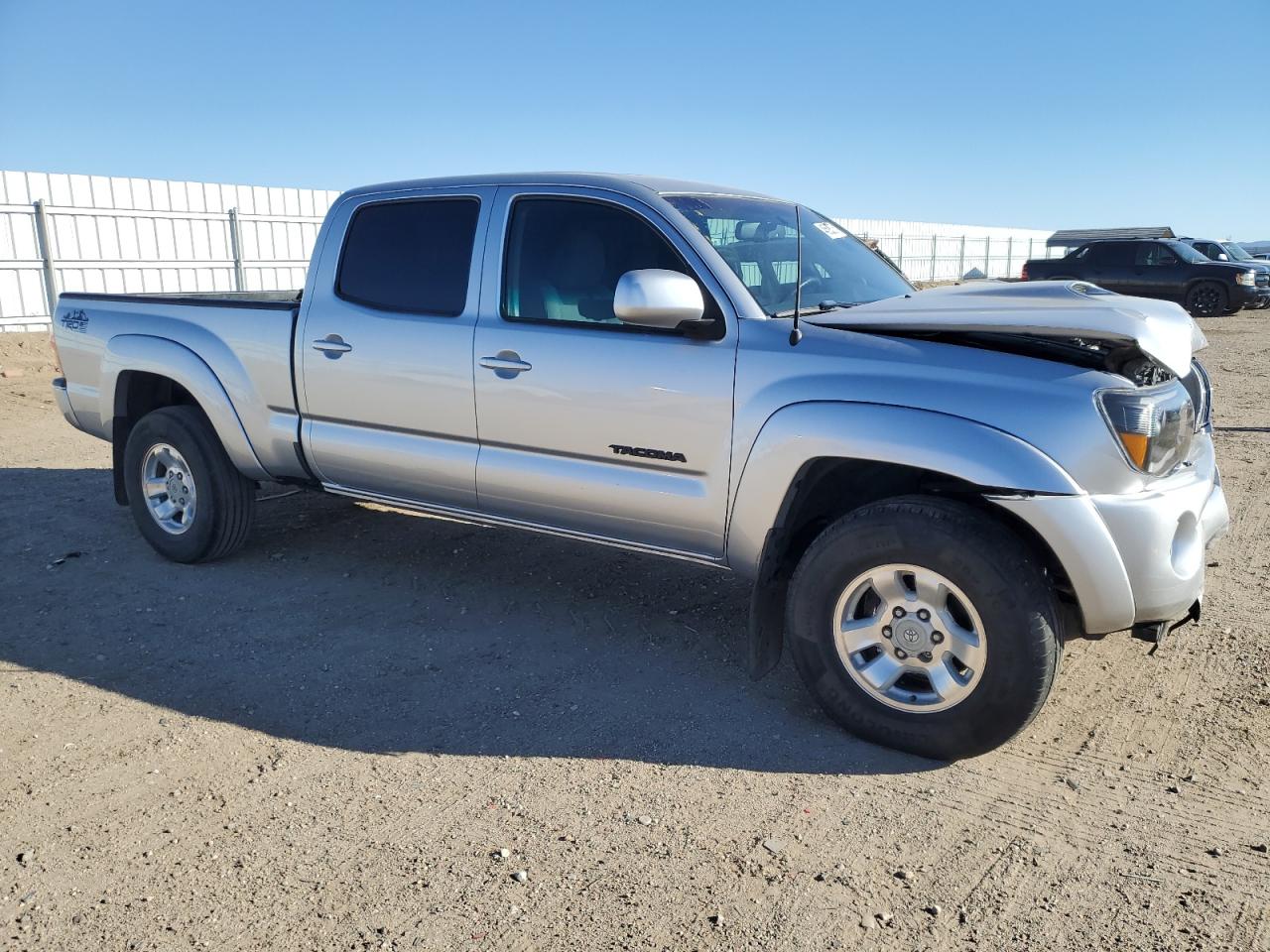 2011 Toyota Tacoma - Image 4