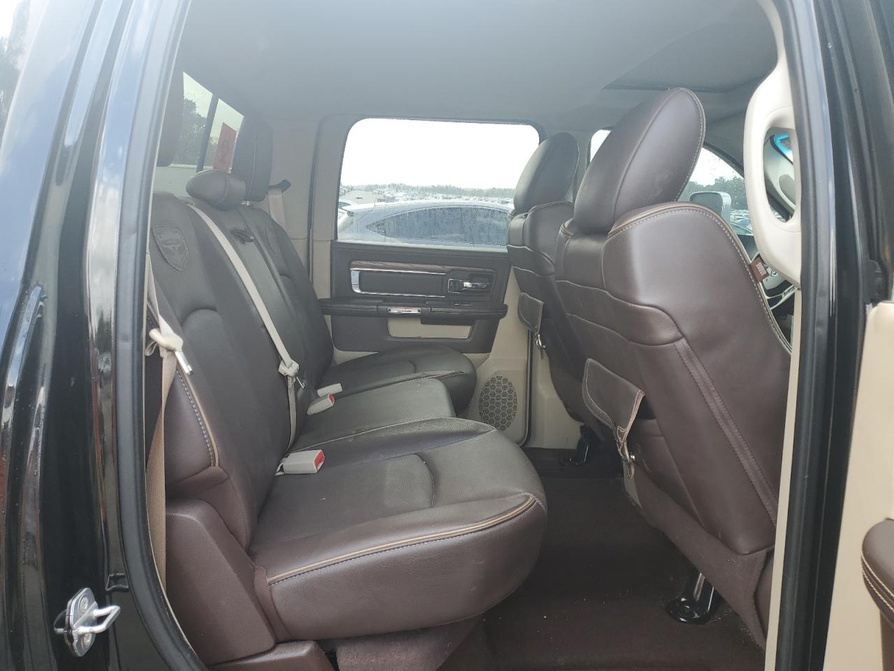 2013 RAM 2500 - Image 10