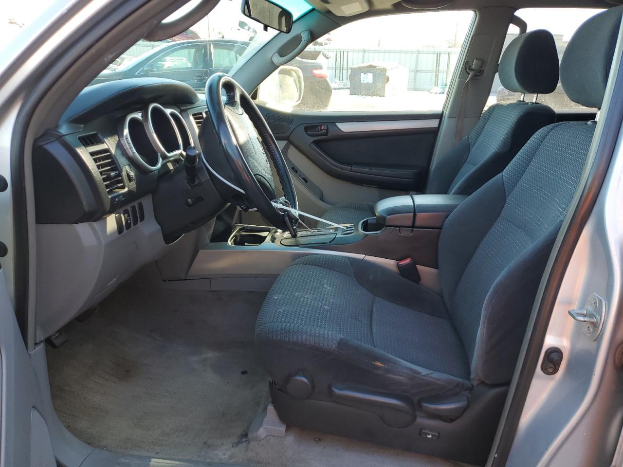 2003 Toyota 4Runner - Image 7