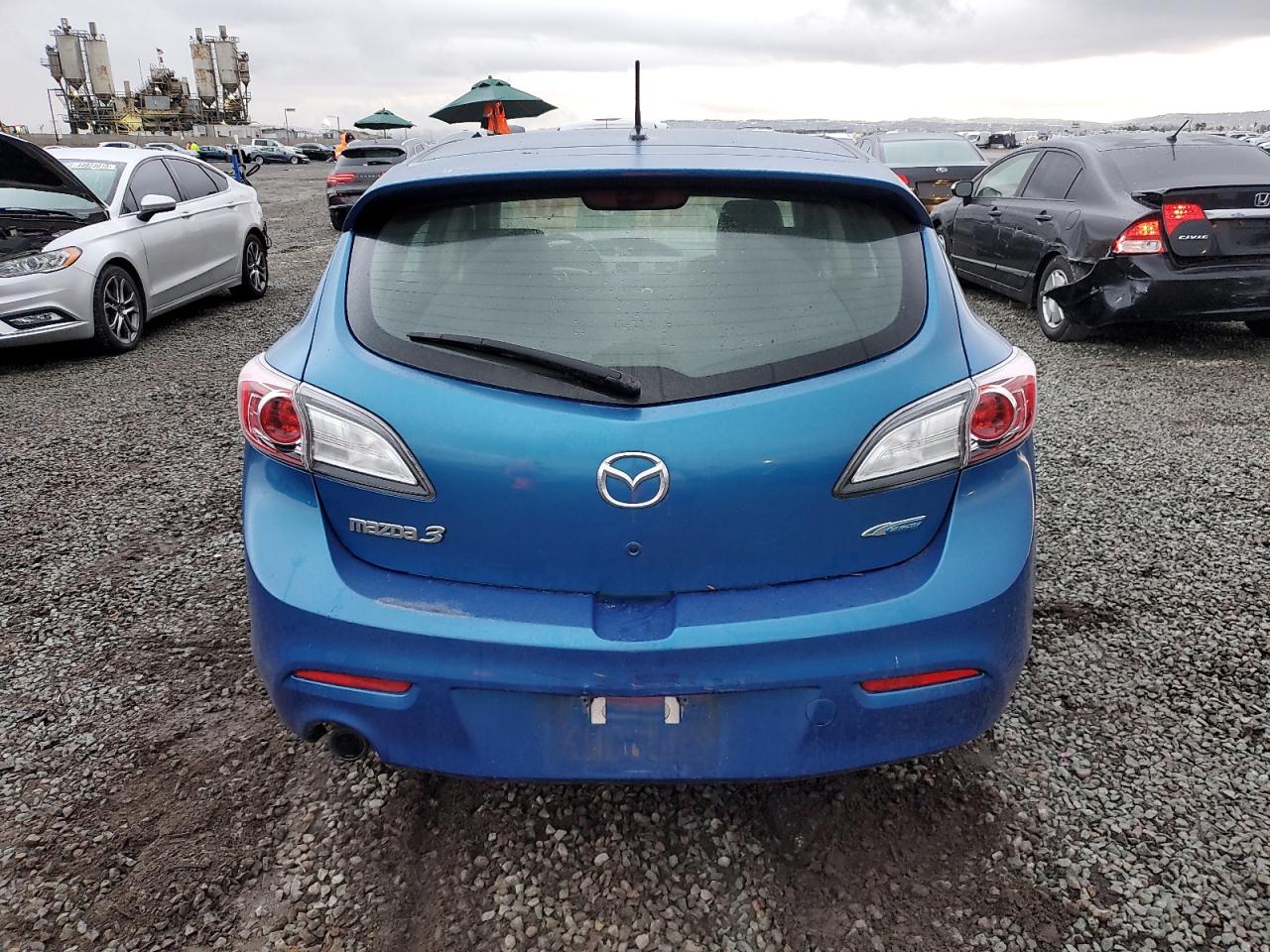 2012 Mazda 3 - Image 6