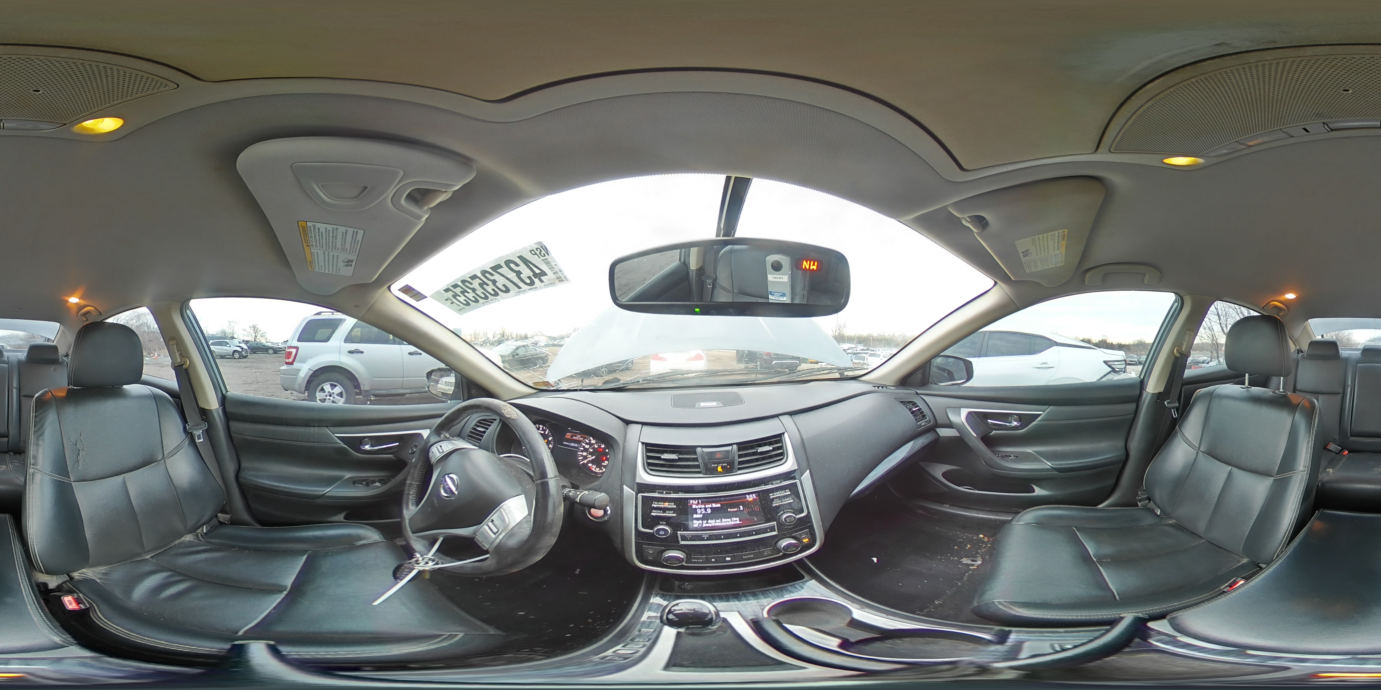 2018 Nissan Altima - Image 12