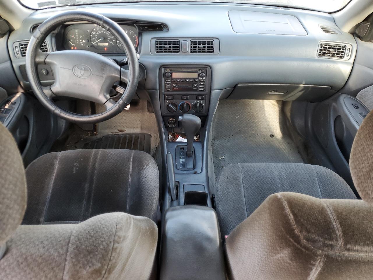 2000 Toyota Camry - Image 8
