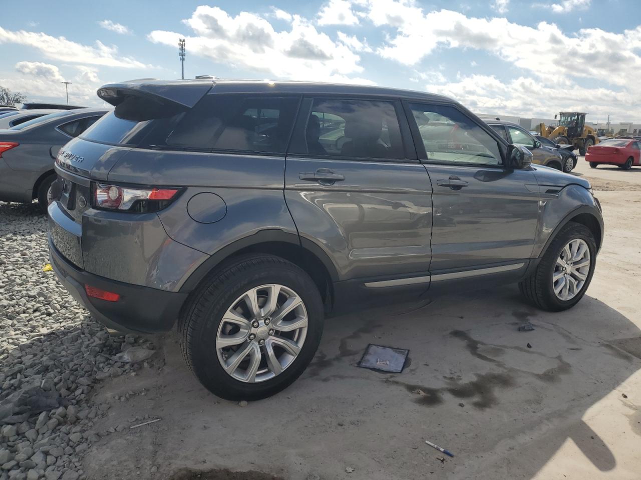 2015 Land Rover Range Rover - Image 3