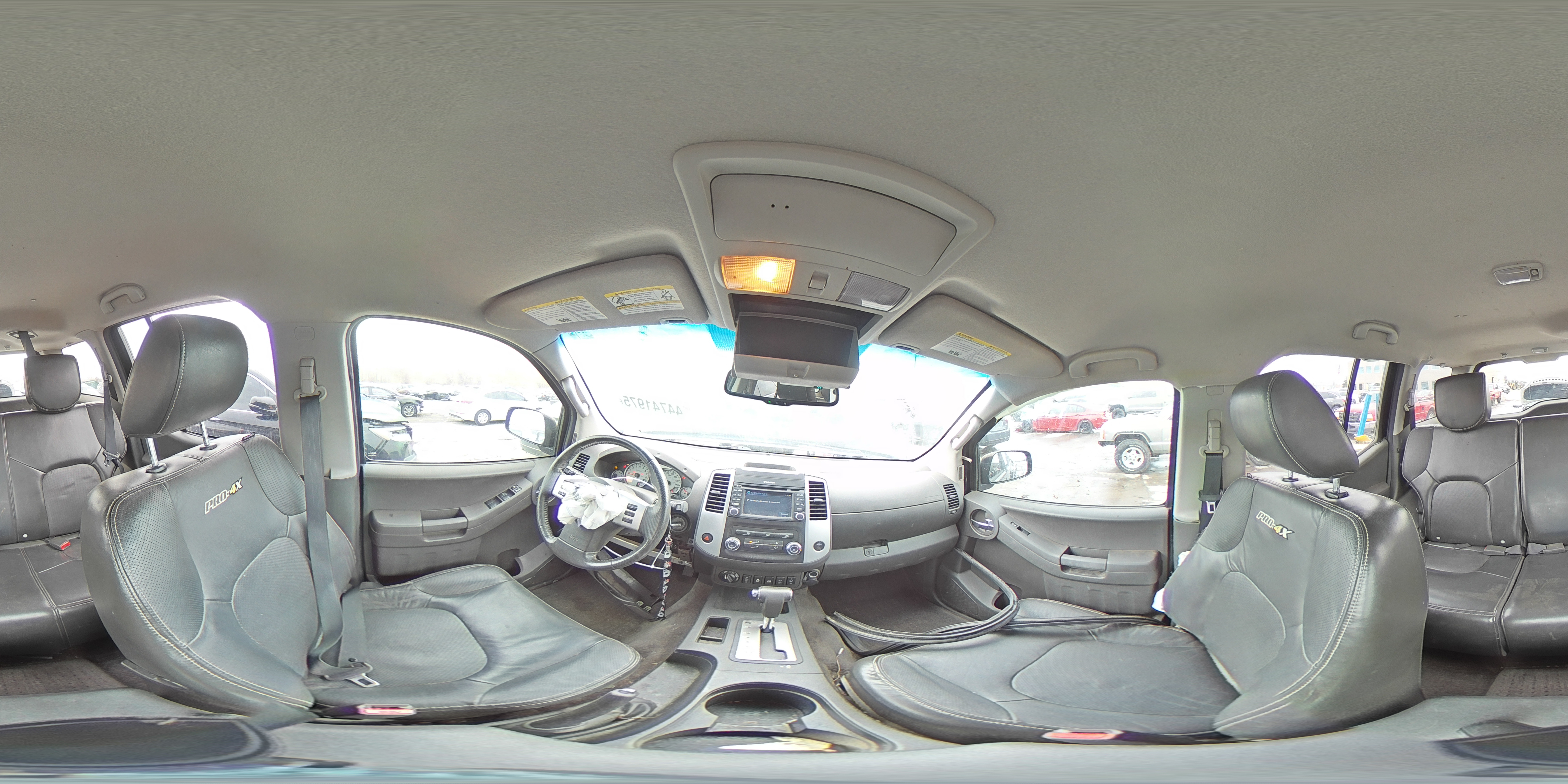 2015 Nissan XTerra - Image 17