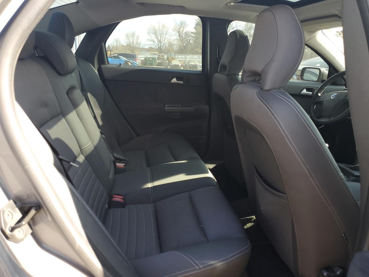 2005 Volvo S40 - Image 10
