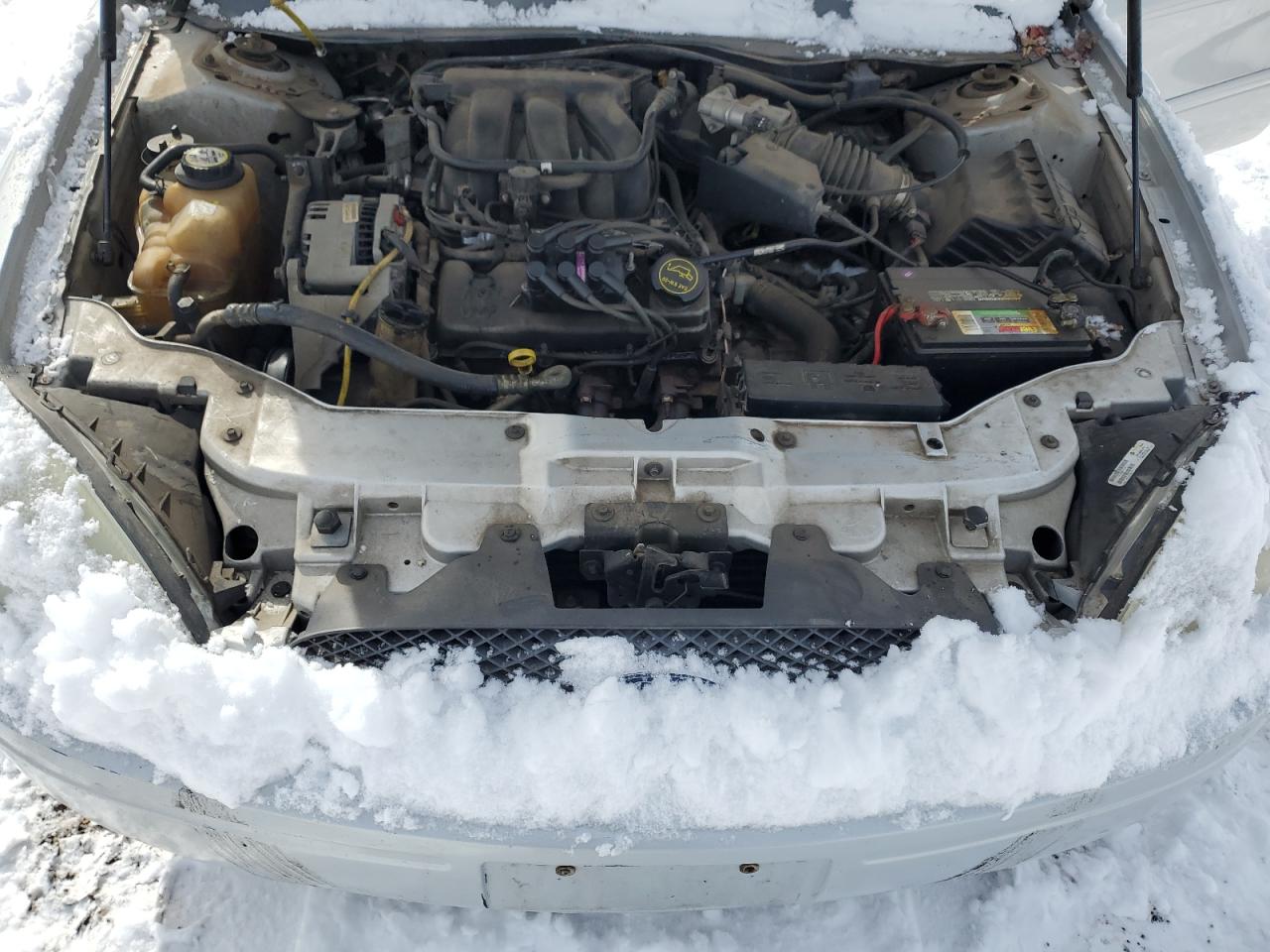 2007 Ford Taurus - Image 11