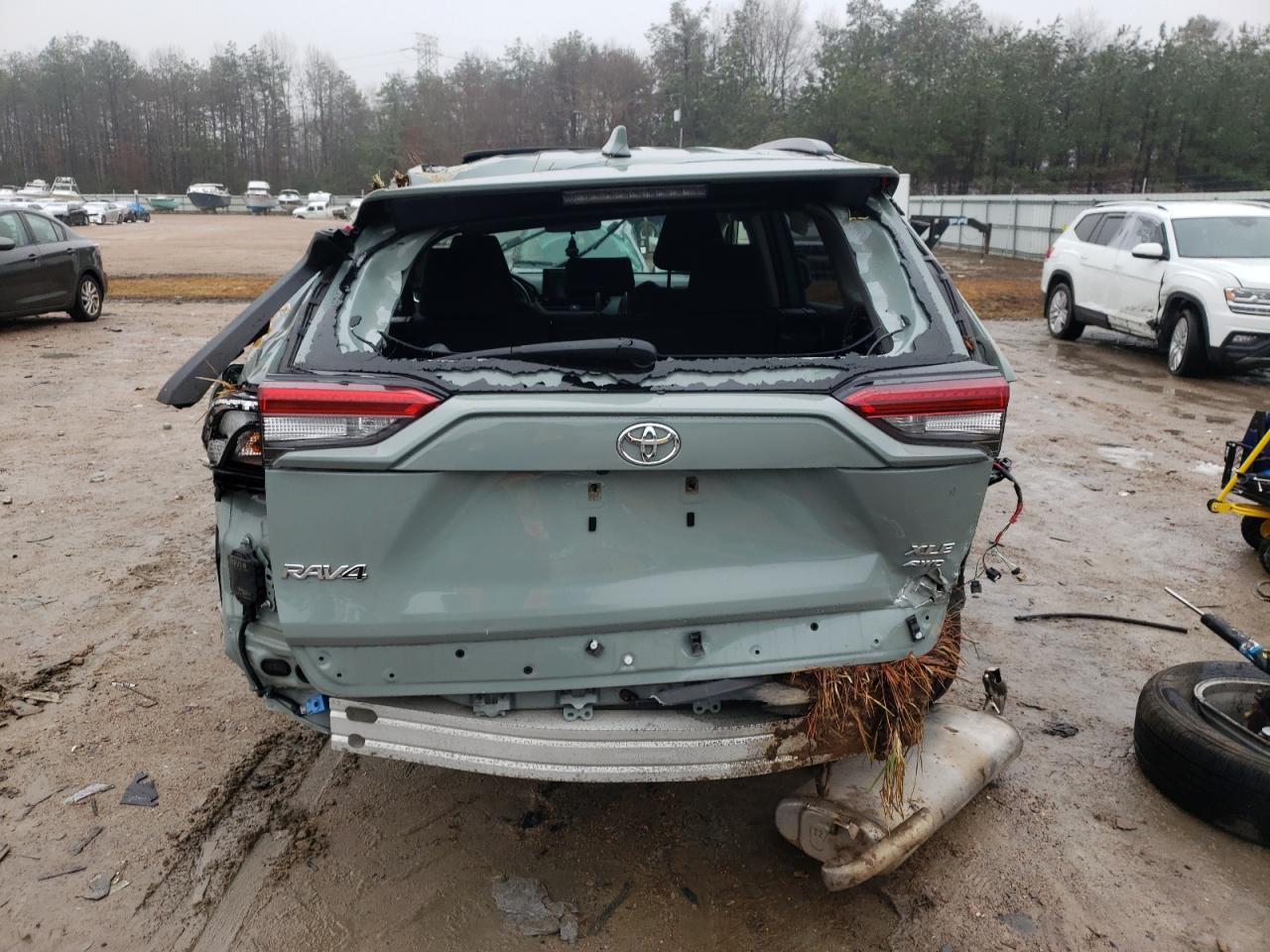 2019 Toyota RAV 4 - Image 6
