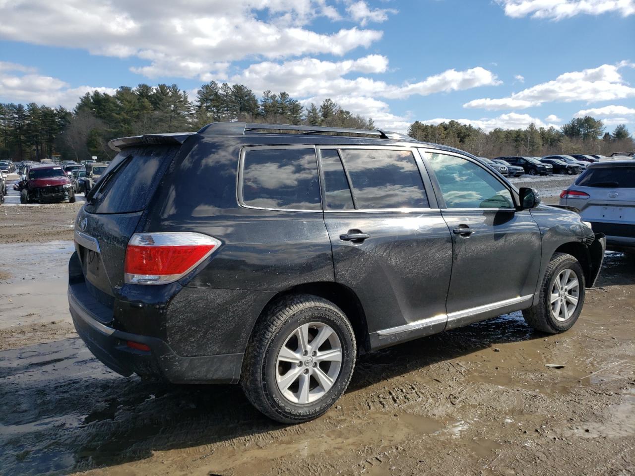 2013 Toyota Highlander - Image 3