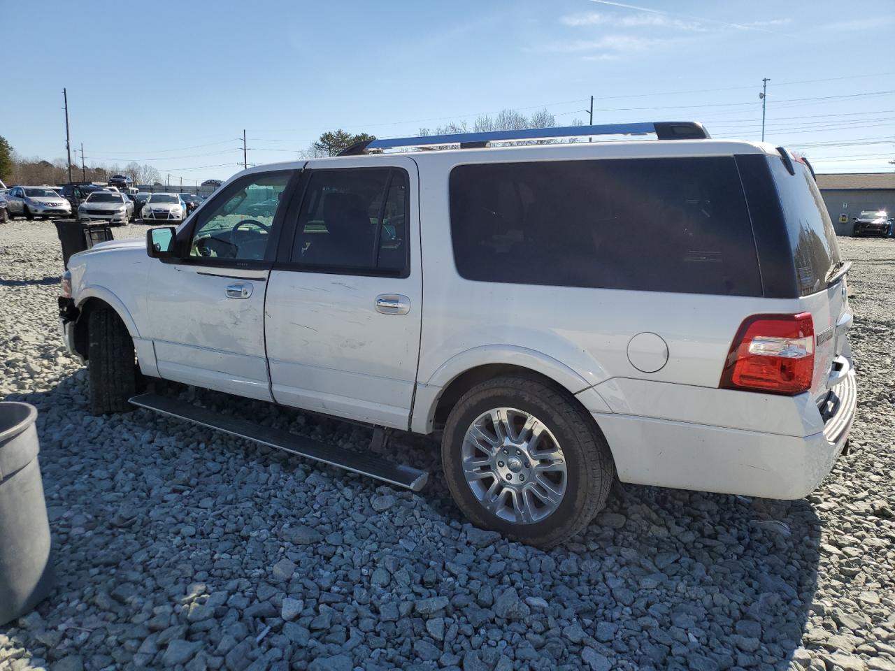 2011 Ford Expedition - Image 2