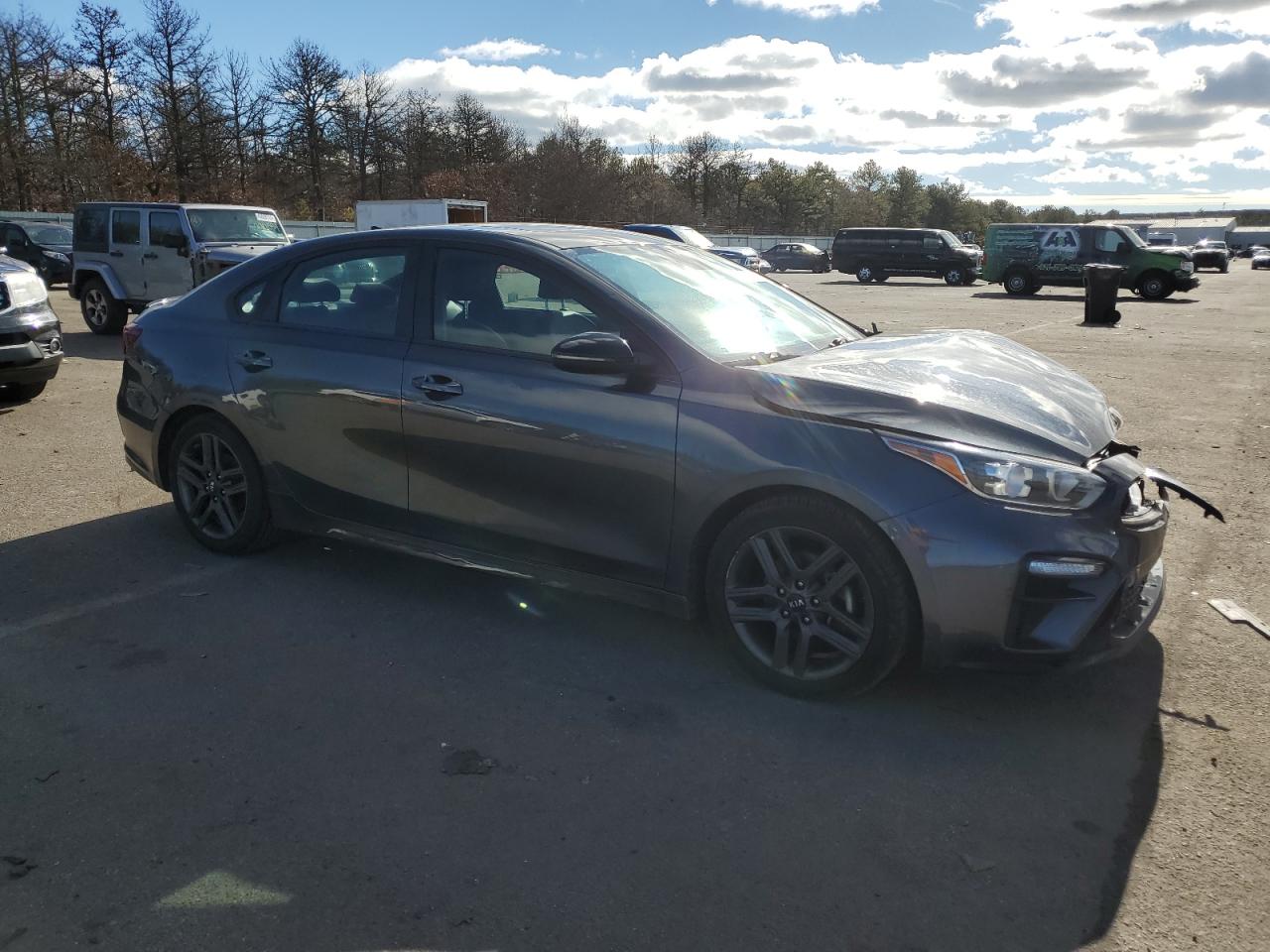 2021 Kia Forte - Image 4