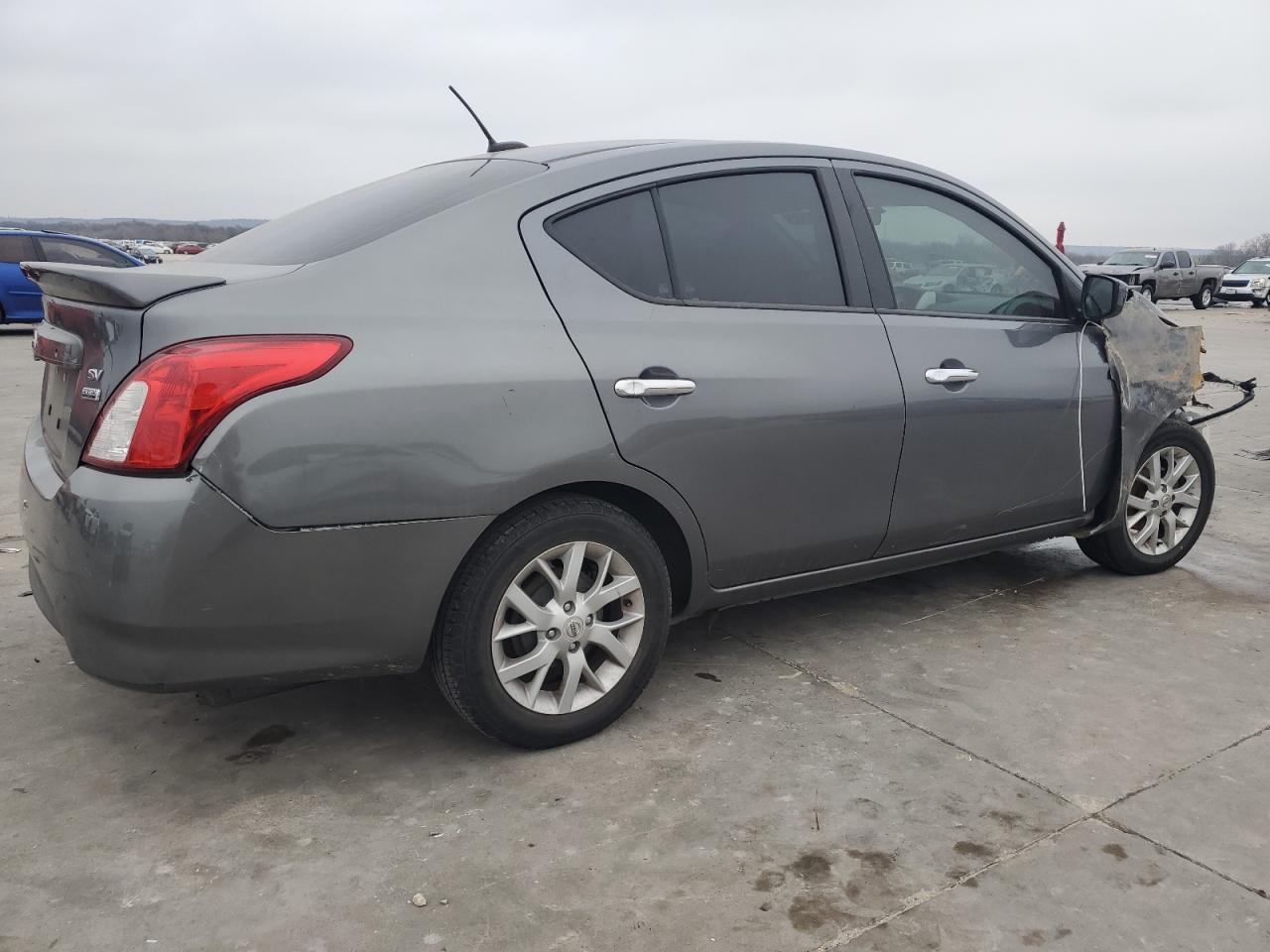 2018 Nissan Versa - Image 3