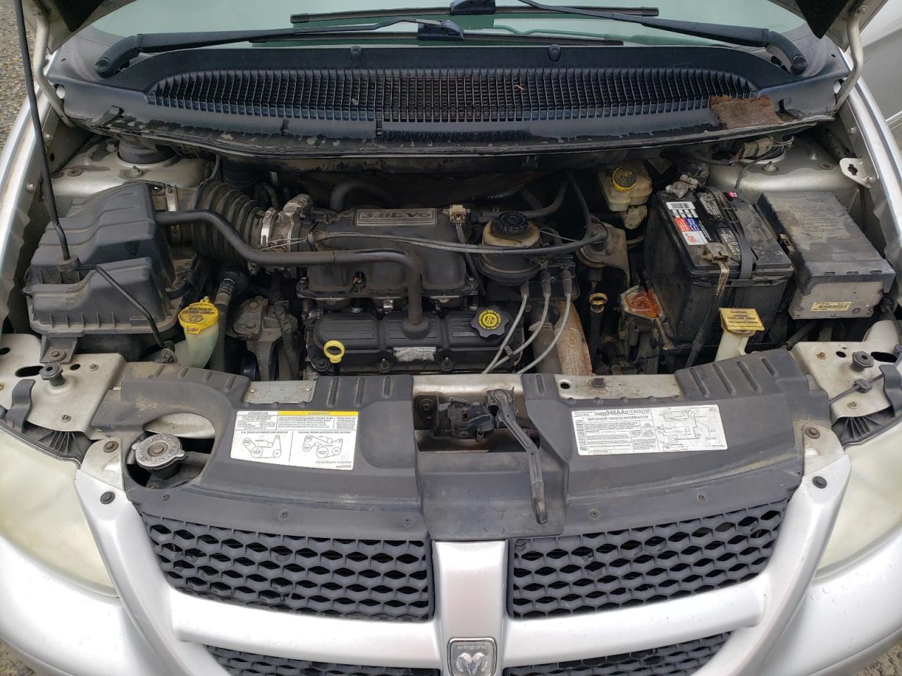 2004 Dodge Caravan - Image 12