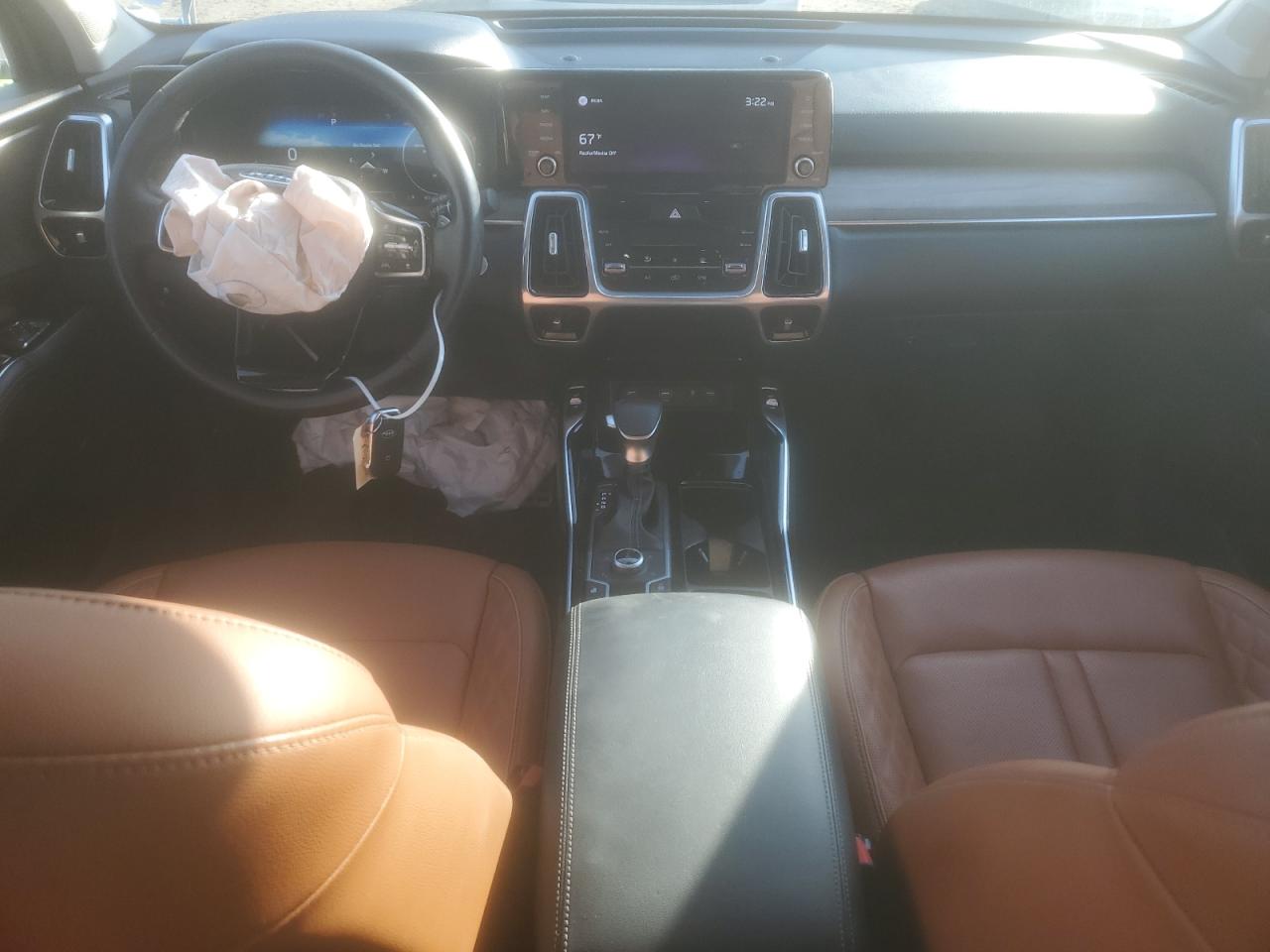 2021 Kia Sorento - Image 8