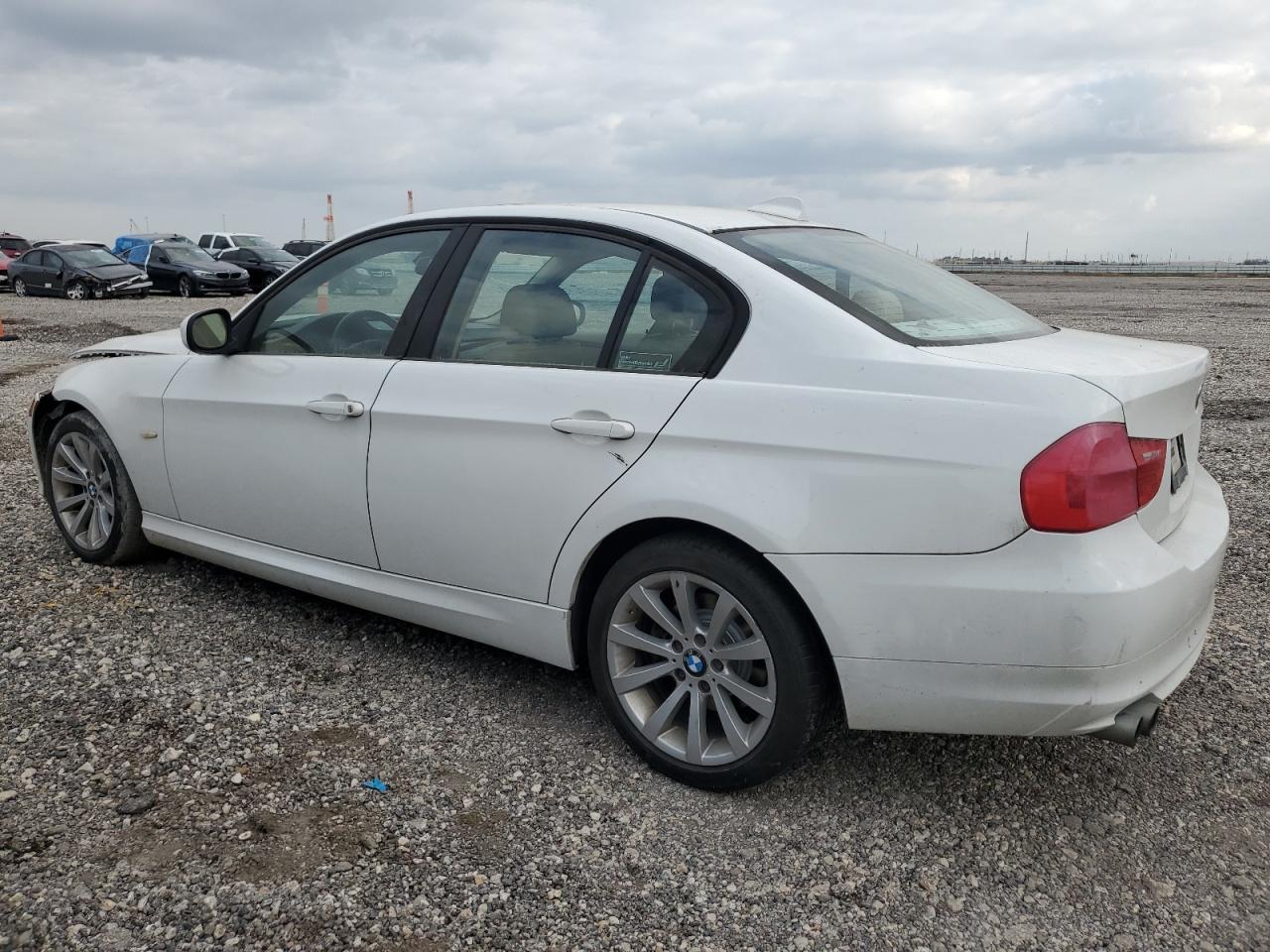 2011 BMW 3er - Image 2