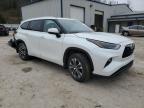 2022 Toyota Highlander Xle for Sale in Hurricane, WV - Side