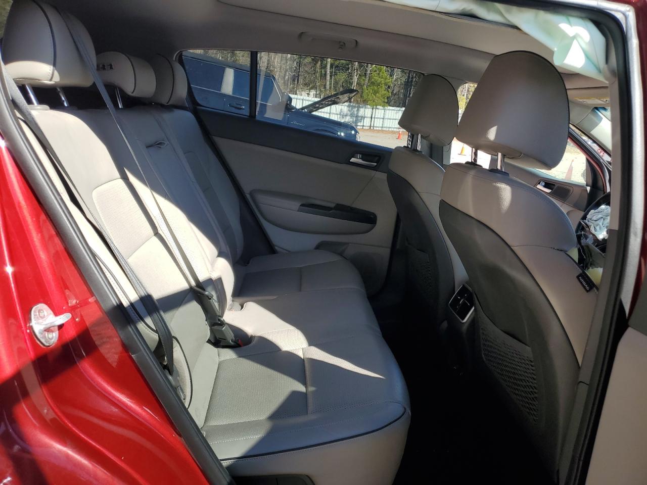 2017 Kia Sportage - Image 11