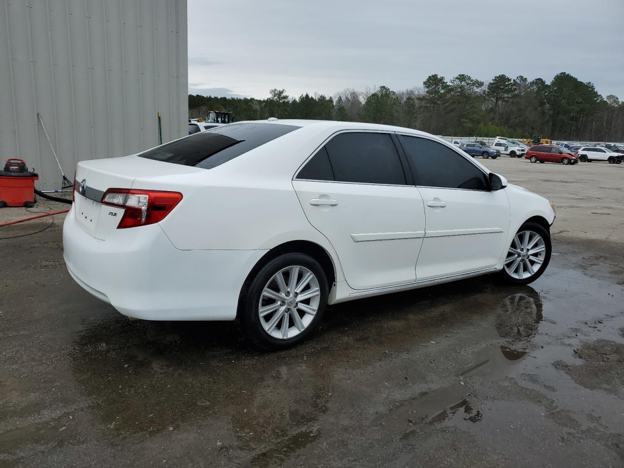 2014 Toyota Camry - Image 3