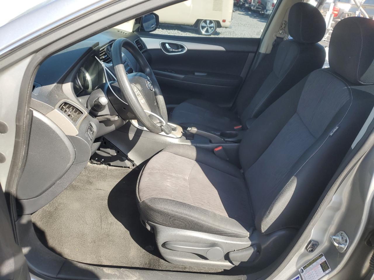 2014 Nissan Sentra - Image 7