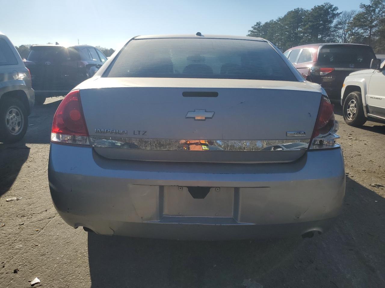 2008 Chevrolet Impala - Image 6