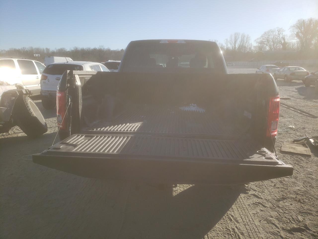 2016 Ford F-150 - Image 6