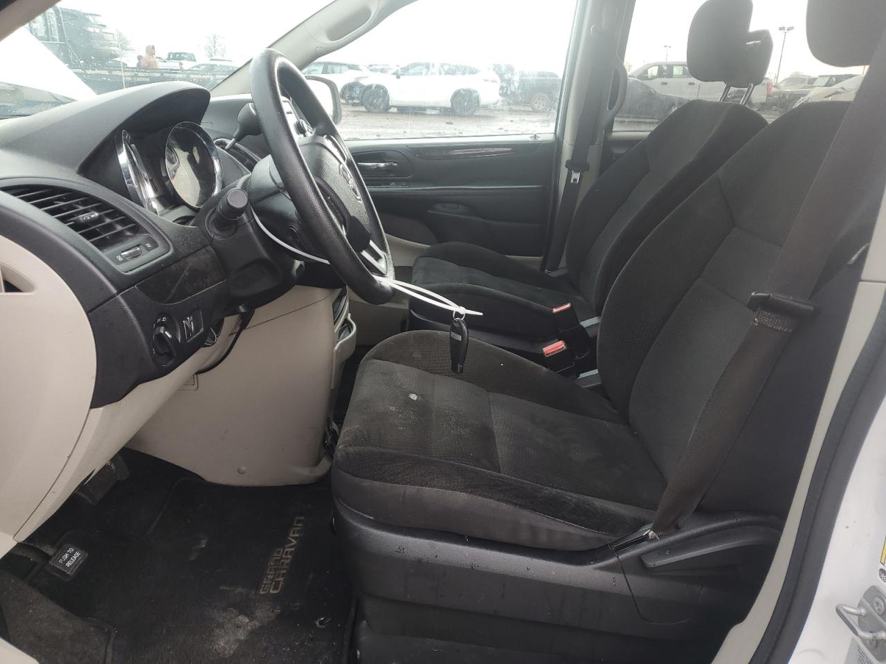 2017 Dodge Caravan - Image 7