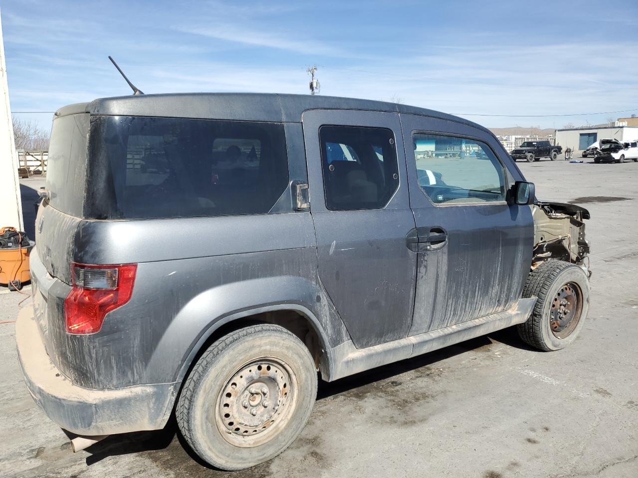 2011 Honda Element - Image 3