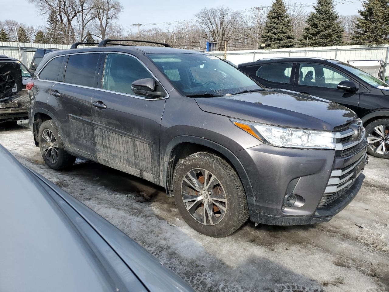 2019 Toyota Highlander - Image 4