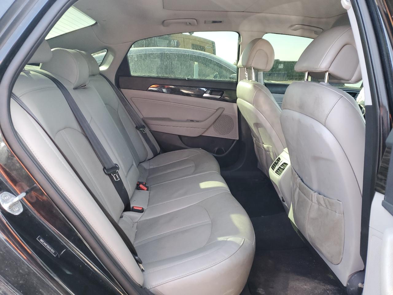 2016 Hyundai Sonata - Image 10