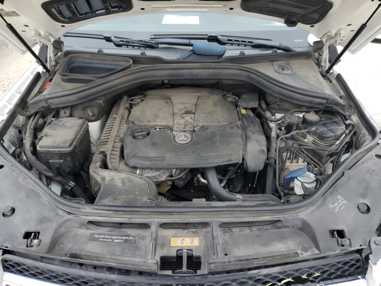 2016 Mercedes-Benz GLE - Image 12
