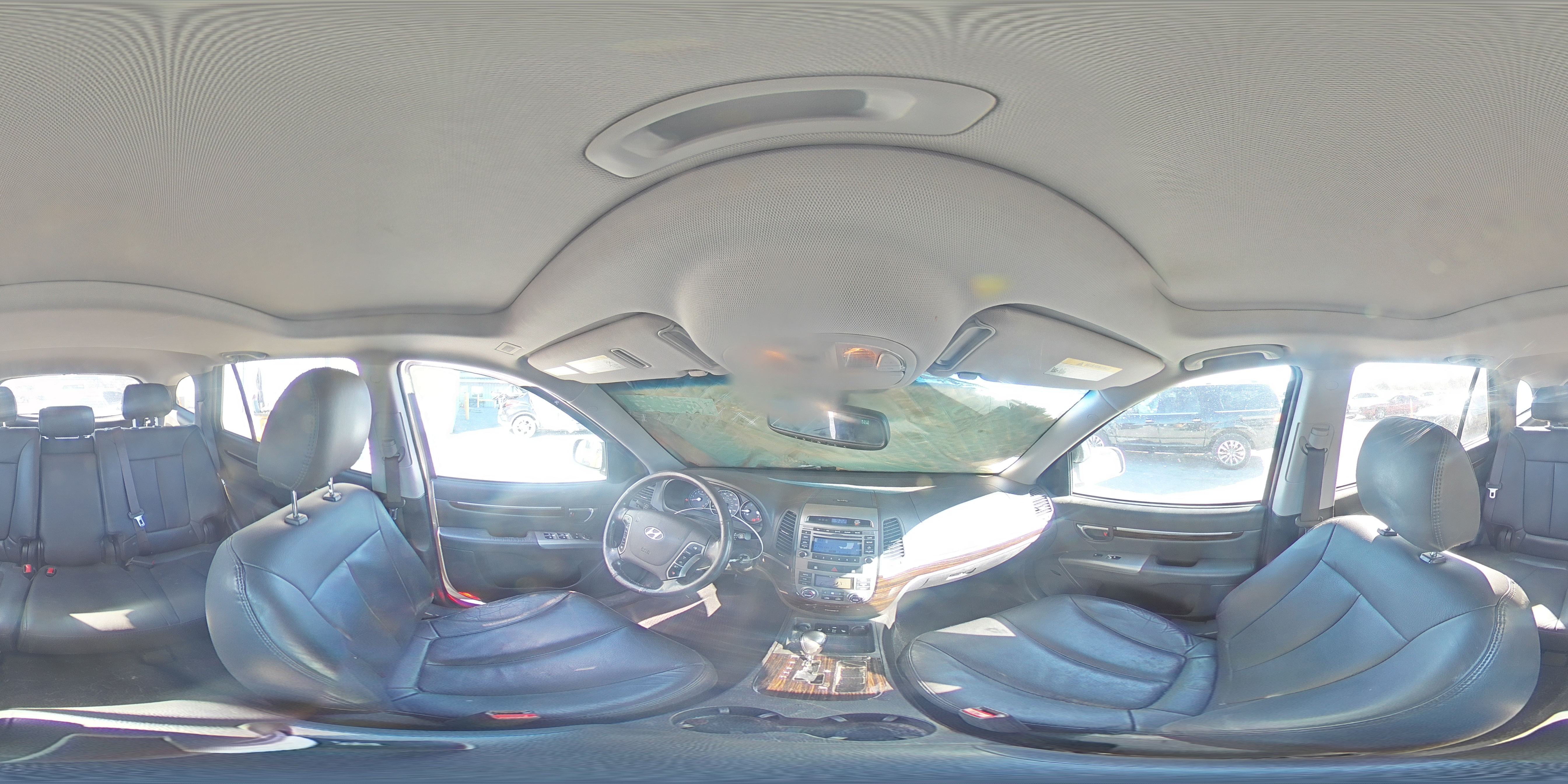 2012 Hyundai Santa Fe - Image 15