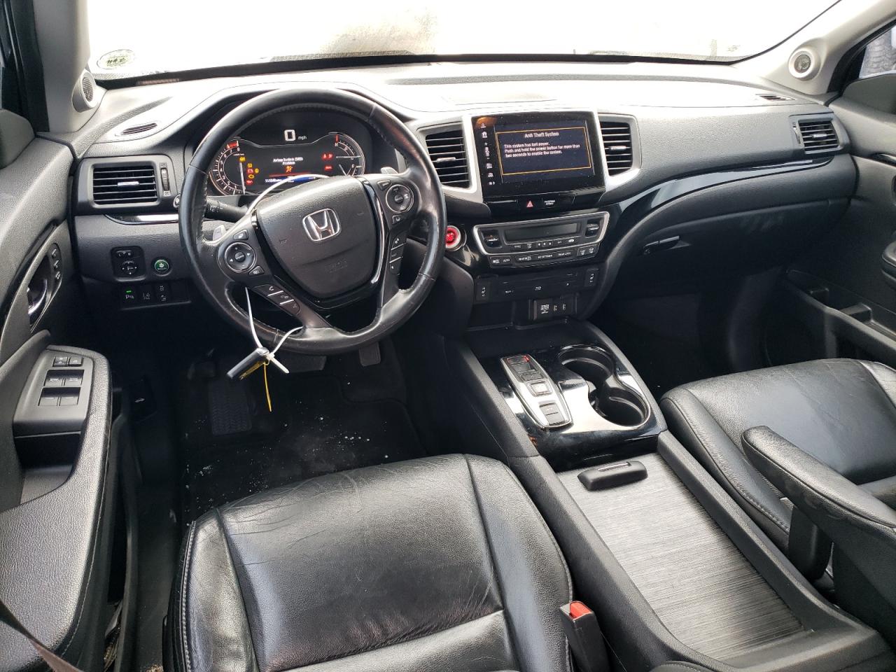 2018 Honda Pilot - Image 8