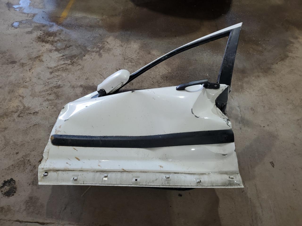 2004 Honda CR-V - Image 13