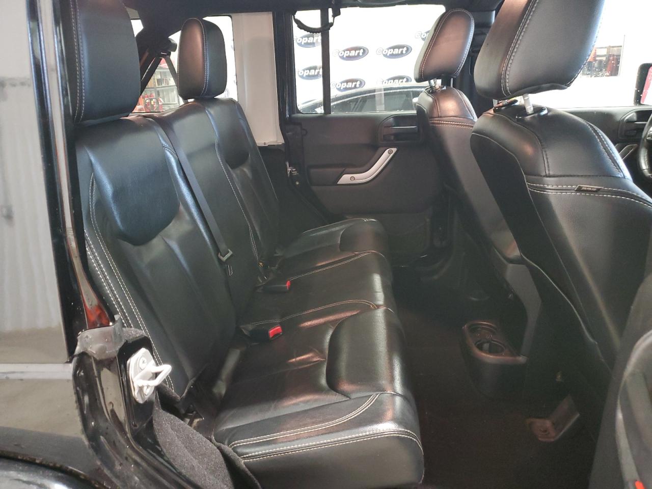 2014 Jeep Wrangler - Image 10