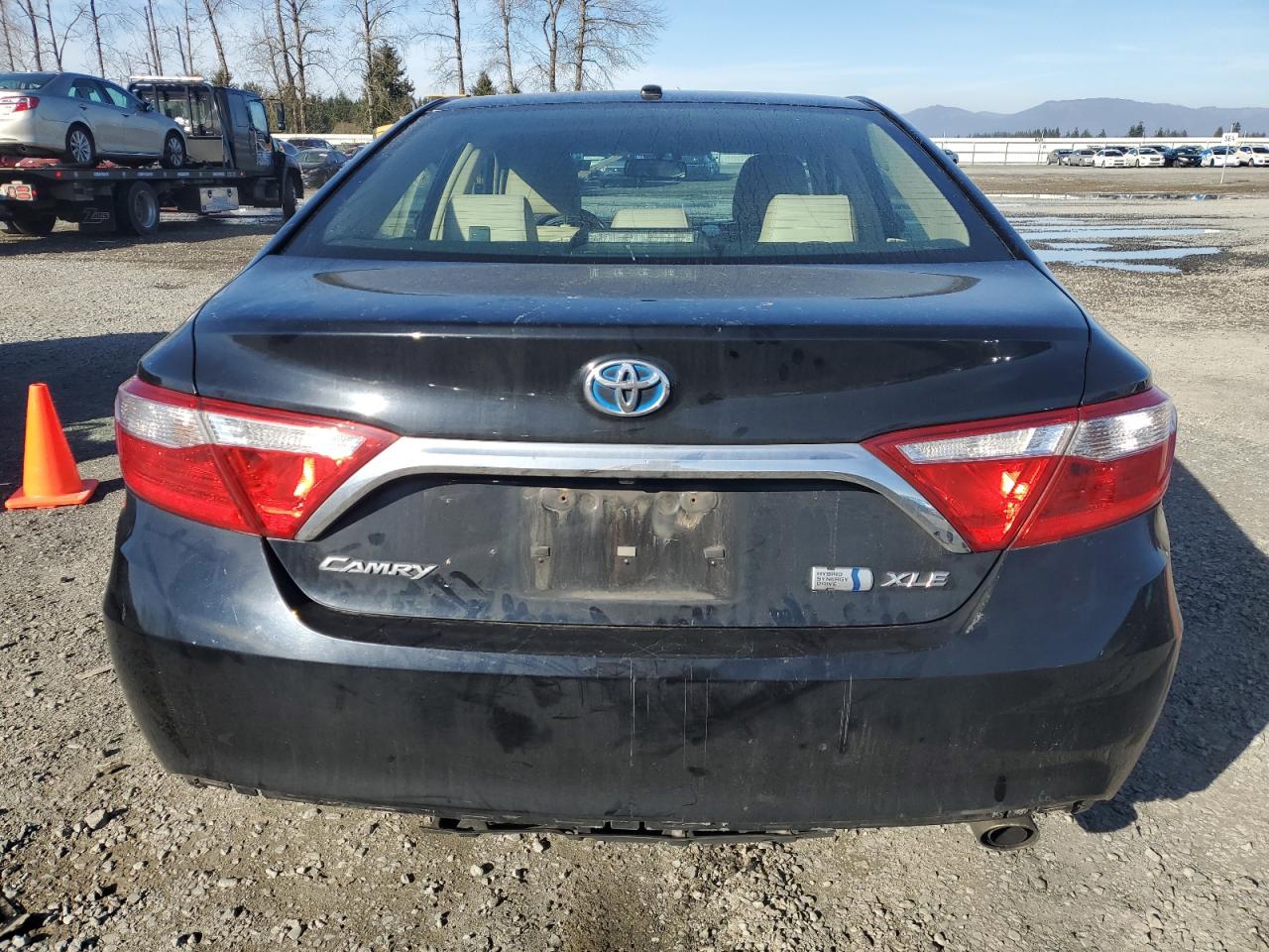 2015 Toyota Camry - Image 6