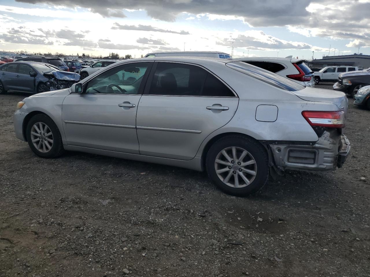 2011 Toyota Camry - Image 2